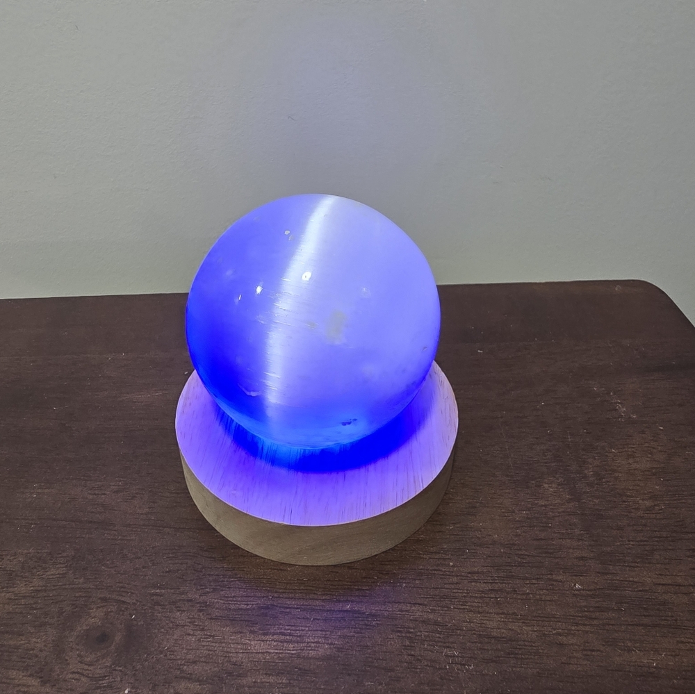 Color-changing LED light base with USB cable - Picture 6 of 8